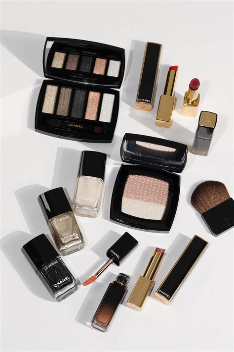 chanel holiday 2023 makeup collection